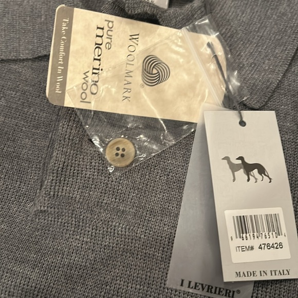 Gray Crewneck Sweater with Quarter-Zip Collar - Picture 4 of 6
